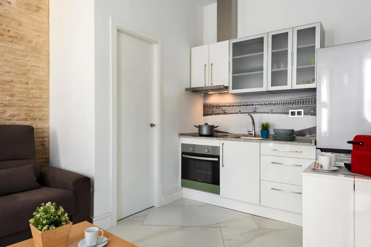 Alohamundi Adriano Apartment Seville Spain