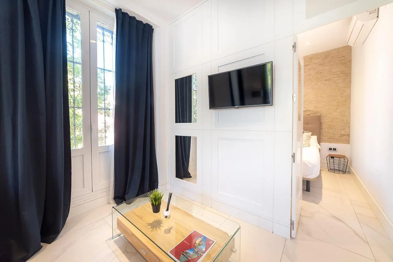 Alohamundi Adriano Apartment Seville