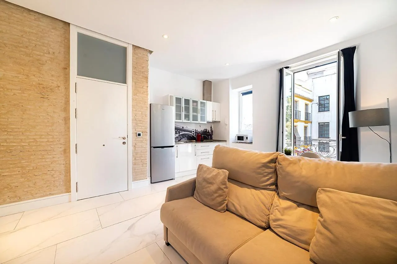 Alohamundi Adriano Apartment Seville